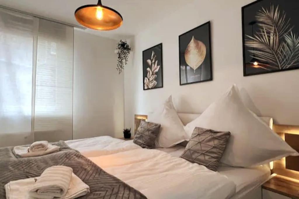 Ar Apartments III I 4 Pers I Modern I Schillerapartment Rudolstadt Bagian luar foto