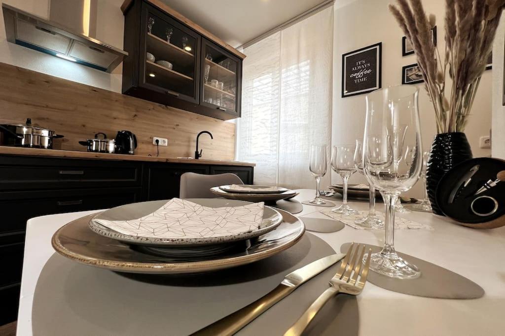 Ar Apartments III I 4 Pers I Modern I Schillerapartment Rudolstadt Bagian luar foto