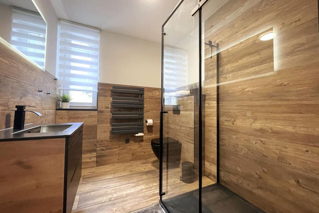 Ar Apartments III I 4 Pers I Modern I Schillerapartment Rudolstadt Bagian luar foto